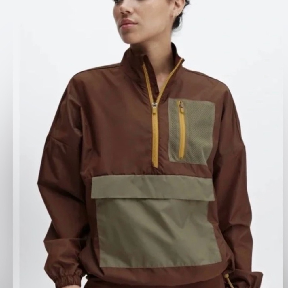 Fabletics Shawn Cropped Half-Zip Windbreaker Size… - image 1